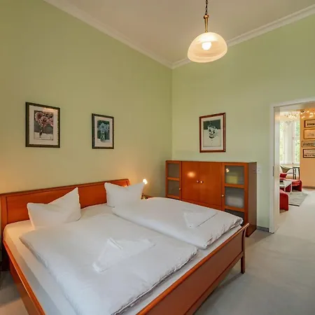 Elisabeth Seewind Apartment