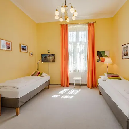 Elisabeth Seewind Apartment